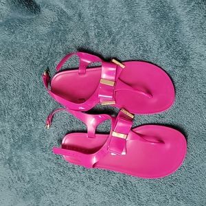 Michael kors size 8 rubber bow sandals